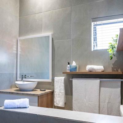 Retreat On Main Walmer Accommodation Guesthouse