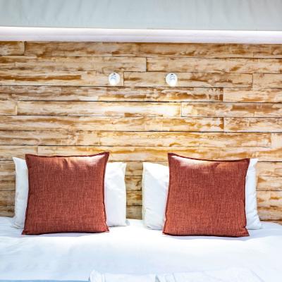 Retreat On Main Pe Accommodation Withkitchenette Image3